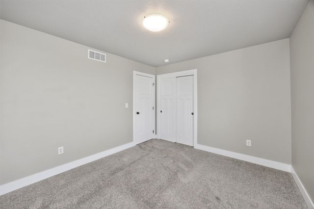 15231 Deerview Drive, Urbandale, IA 50323