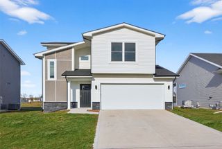 15231 Deerview Drive, Urbandale, IA 50323