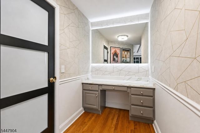 10 Pasha Ct, Rockaway Twp., NJ 07435