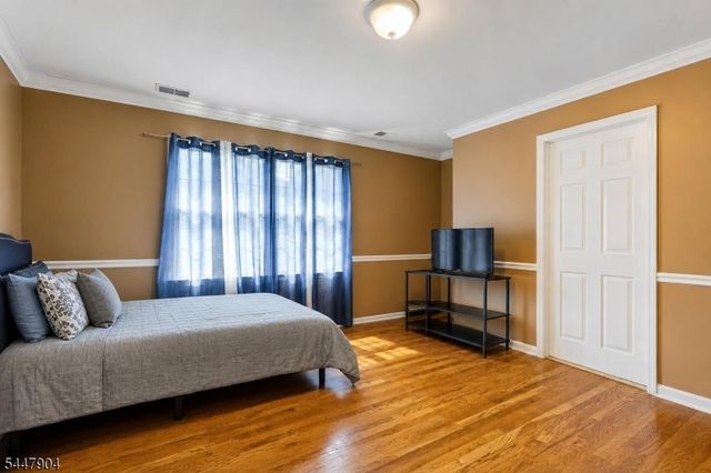 10 Pasha Ct, Rockaway Twp., NJ 07435