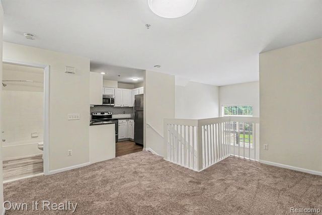 1725 Campau Farms Circle, Detroit, MI 48207