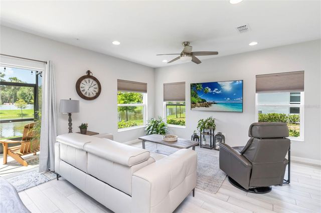 378 CAPE HONEYSUCKLE PLACE, Sanford, FL 32771