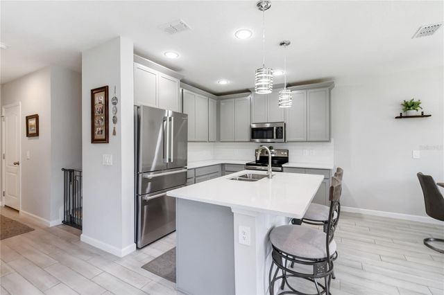 378 CAPE HONEYSUCKLE PLACE, Sanford, FL 32771