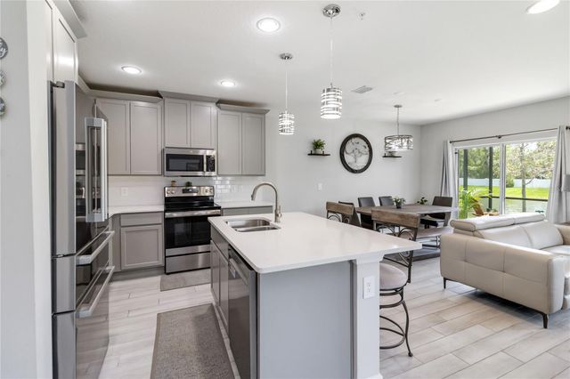 378 CAPE HONEYSUCKLE PLACE, Sanford, FL 32771