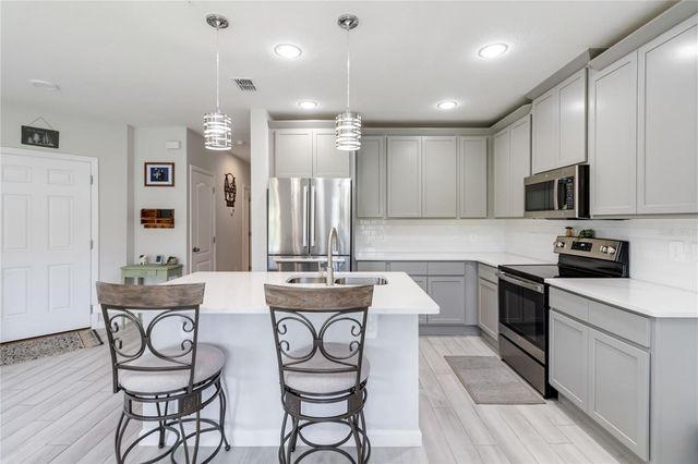 378 CAPE HONEYSUCKLE PLACE, Sanford, FL 32771