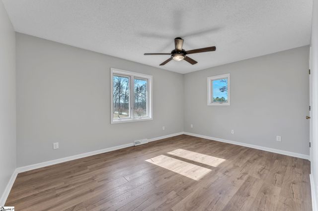 1947 Old Grove Road, Piedmont, SC 29673