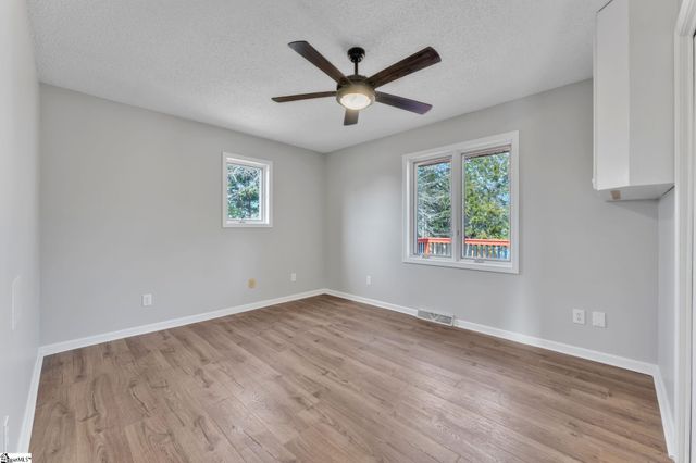 1947 Old Grove Road, Piedmont, SC 29673