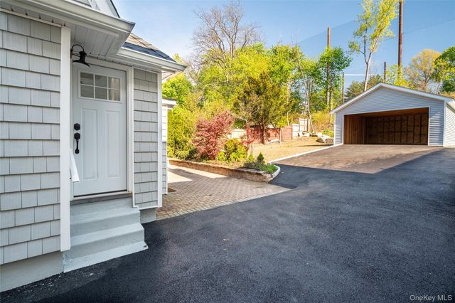 26 Woodside Avenue, Elmsford, NY 10523