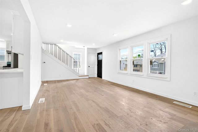 26 Woodside Avenue, Elmsford, NY 10523