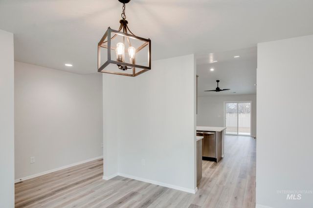 5155 E Open Canyon Dr, Nampa, ID 83687