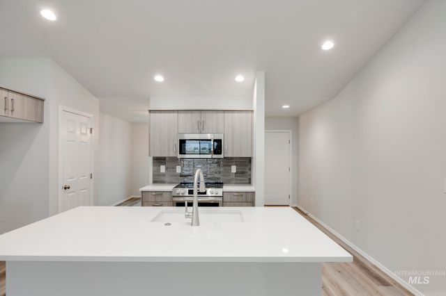 5155 E Open Canyon Dr, Nampa, ID 83687