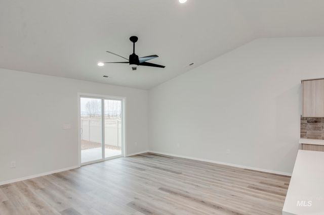 5155 E Open Canyon Dr, Nampa, ID 83687