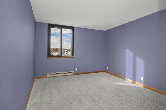1181 Edgcumbe Road 406, Saint Paul, MN 55105