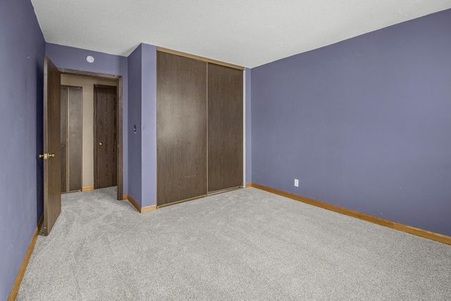 1181 Edgcumbe Road 406, Saint Paul, MN 55105