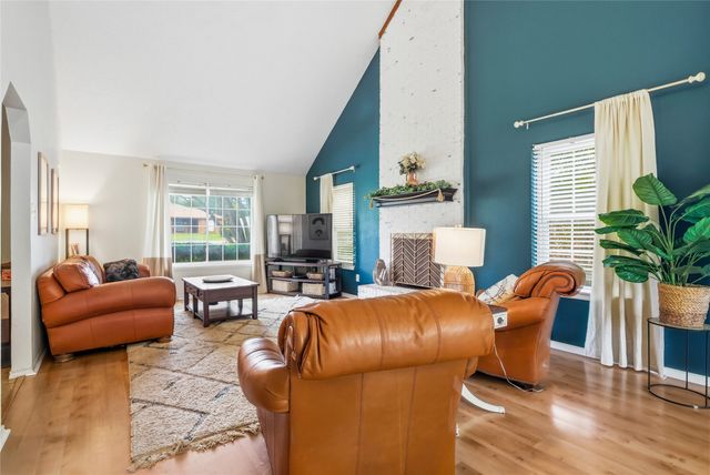 6604 Gillis Johnson, Fort Worth, TX 76179