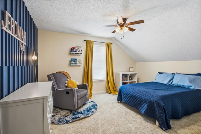 6604 Gillis Johnson, Fort Worth, TX 76179