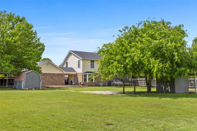 6604 Gillis Johnson, Fort Worth, TX 76179