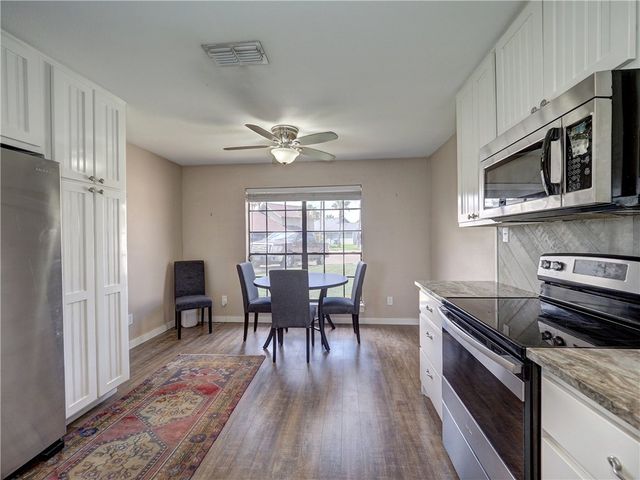 543 Lydia Ann Channel, Port Aransas, TX 78373