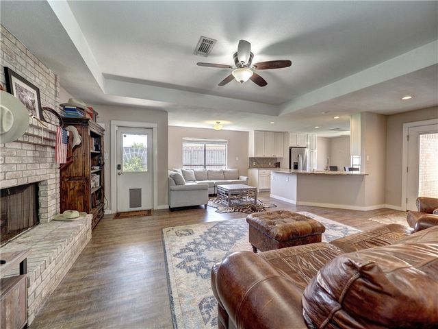 543 Lydia Ann Channel, Port Aransas, TX 78373