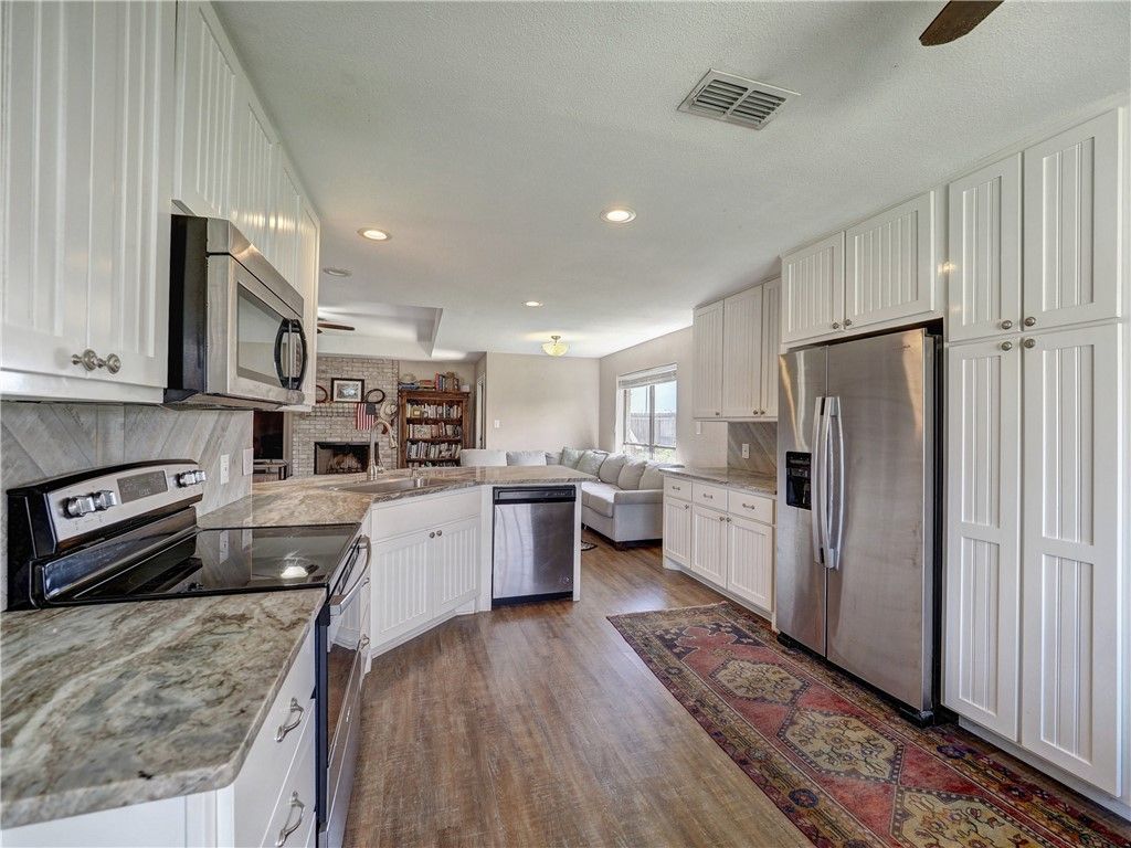 543 Lydia Ann Channel, Port Aransas, TX 78373 — photo 3