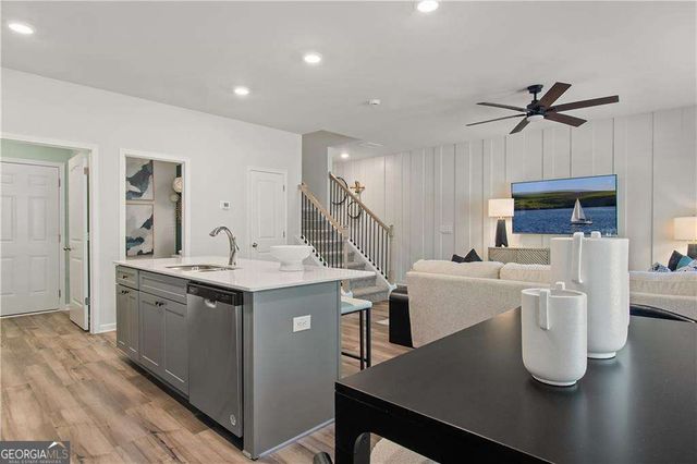 615 Treasure Drive, Stockbridge, GA 30281