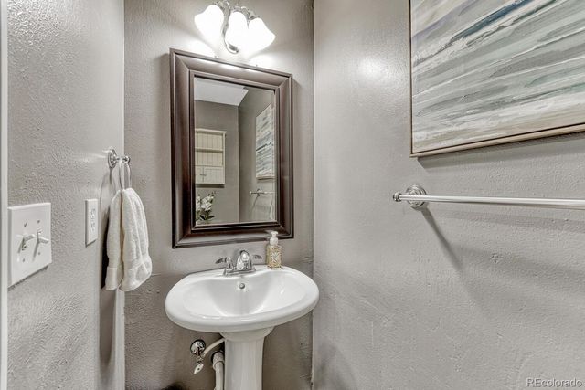 7054 S Elm Street, Centennial, CO 80122