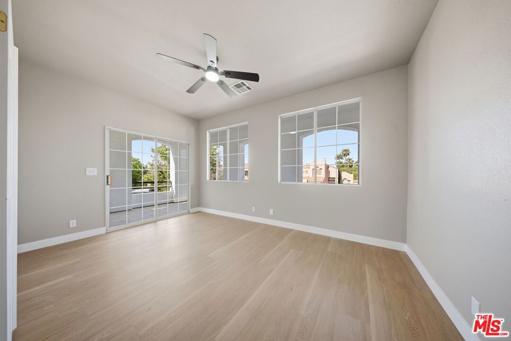 Image 41 of property listing at 38855 Calistoga Street, Palmdale, CA 93551