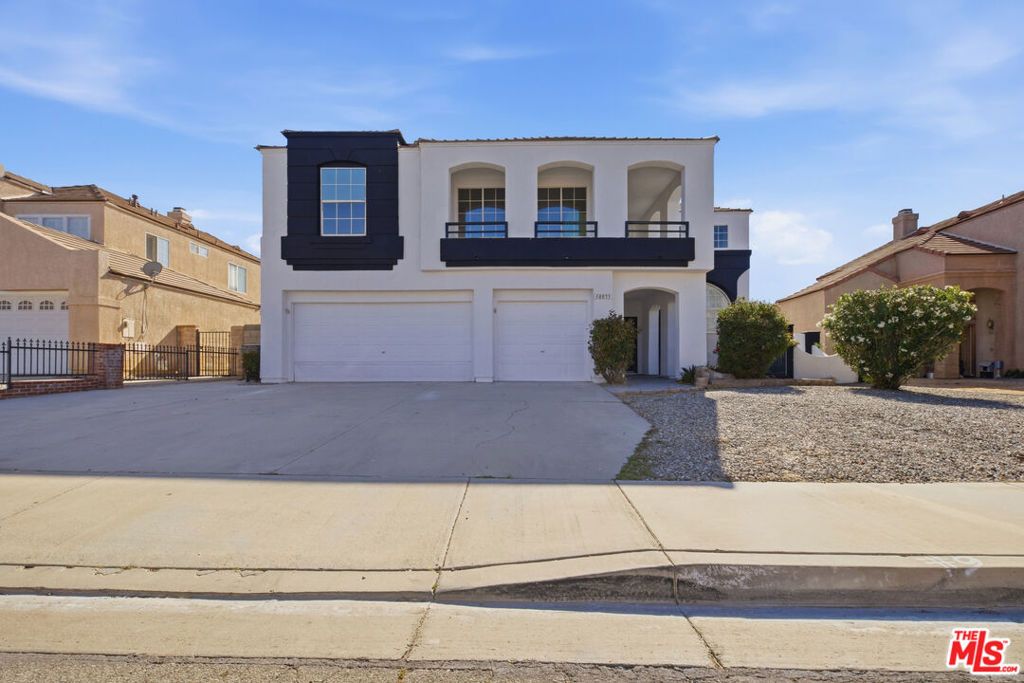 Image 50 of property listing at 38855 Calistoga Street, Palmdale, CA 93551