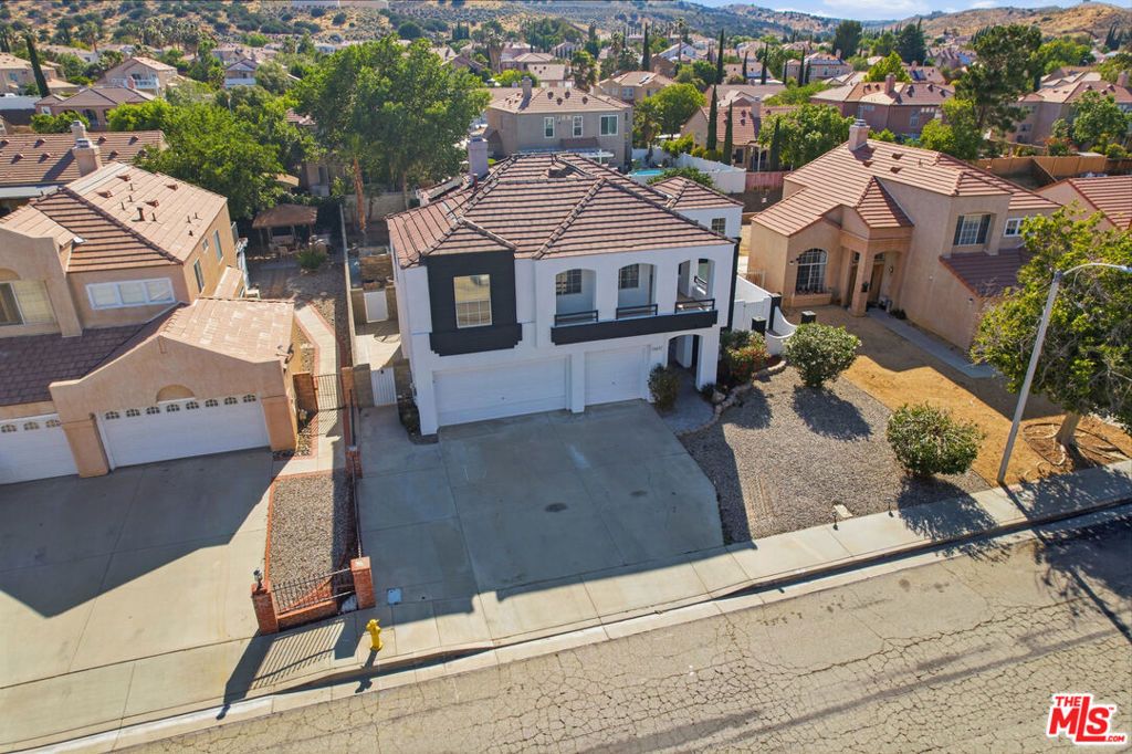 Image 53 of property listing at 38855 Calistoga Street, Palmdale, CA 93551