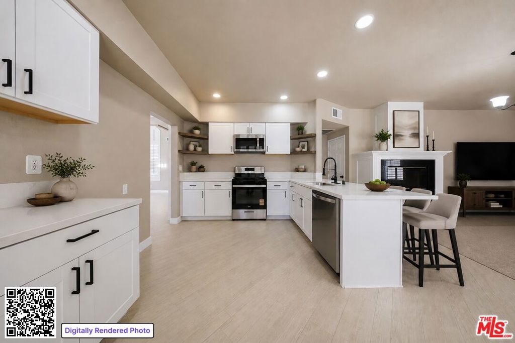 Image 8 of property listing at 38855 Calistoga Street, Palmdale, CA 93551