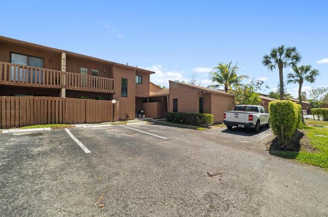 6194 Pine Tree Lane D, Tamarac, FL 33319