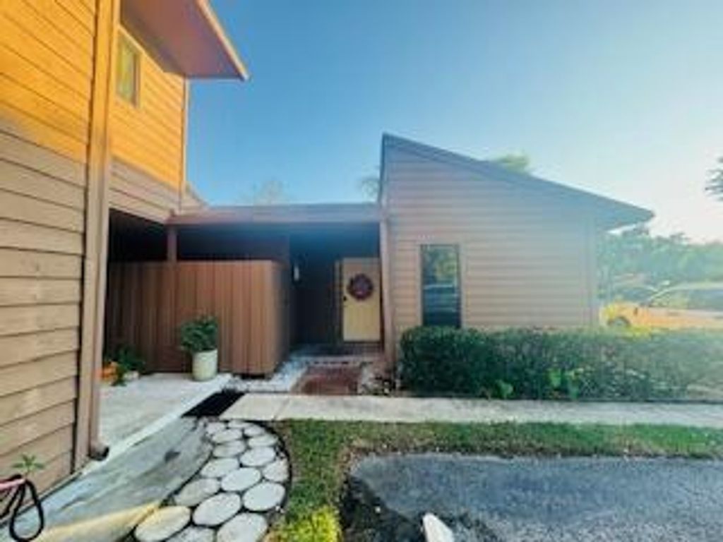 6194 Pine Tree Lane D, Tamarac, FL 33319