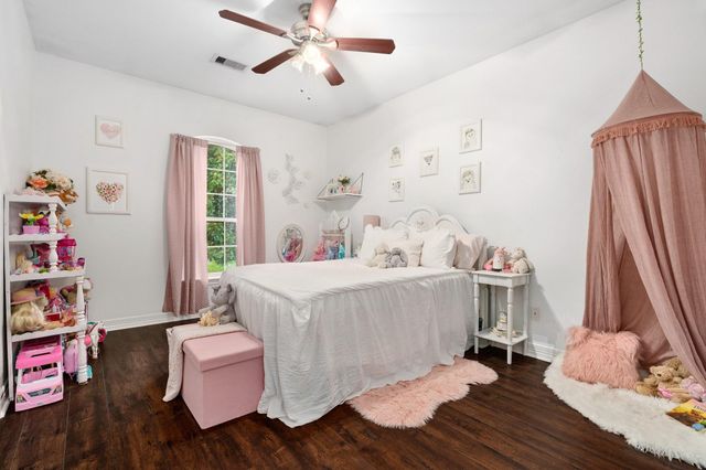 177 Somerton Drive, Montgomery, TX 77356