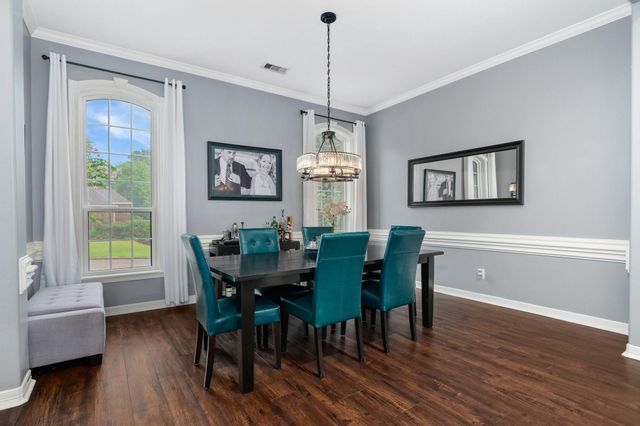 177 Somerton Drive, Montgomery, TX 77356