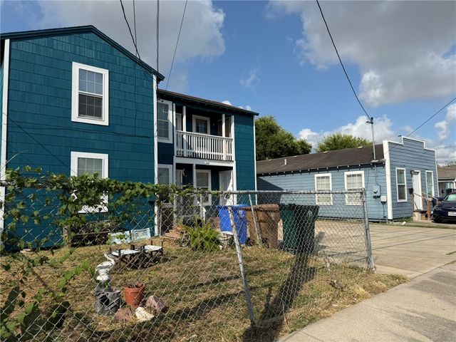 113 Blevins St, Corpus Christi, TX 78415