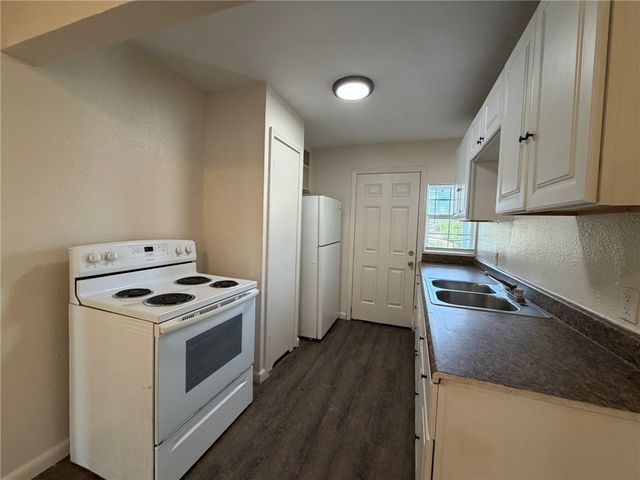 113 Blevins St, Corpus Christi, TX 78415