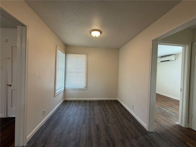 113 Blevins St, Corpus Christi, TX 78415