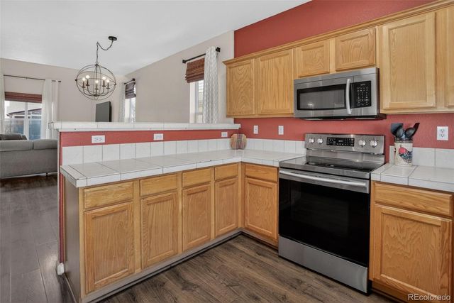 56981 E 24th Avenue, Strasburg, CO 80136