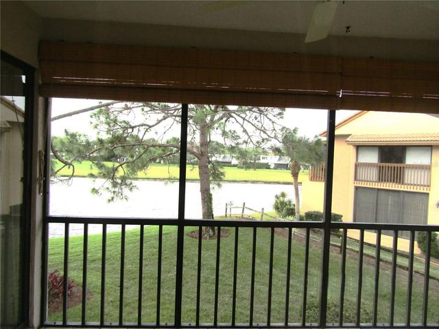 3057 TAYWOOD MEADOWS 2, Sarasota, FL 34235
