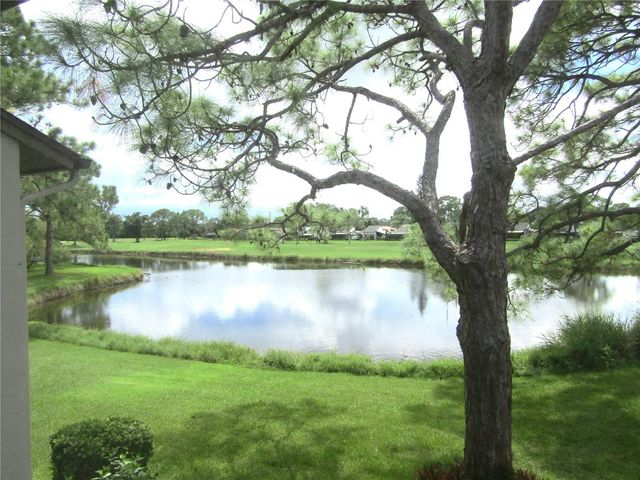 3057 TAYWOOD MEADOWS 2, Sarasota, FL 34235