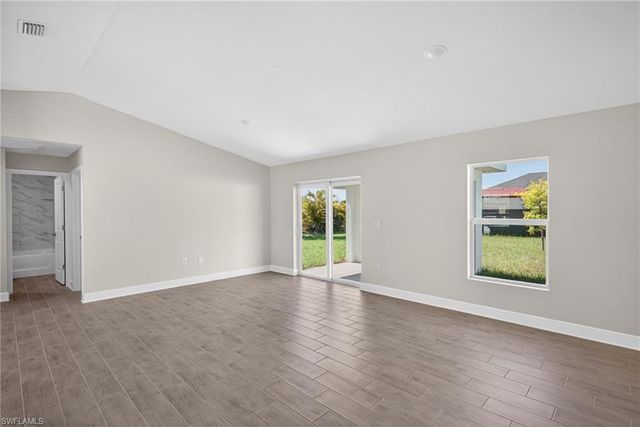 1506 NW 19th ST, Cape Coral, FL 33993