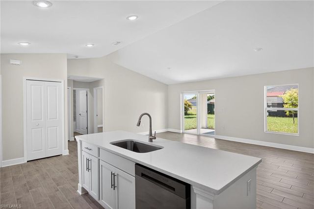 1506 NW 19th ST, Cape Coral, FL 33993