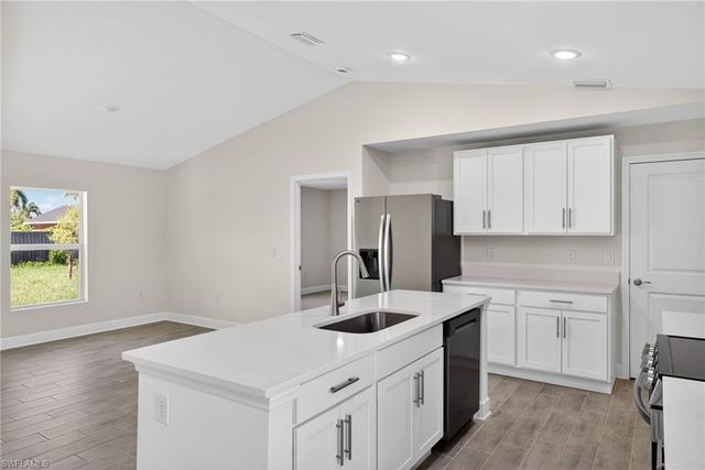 1506 NW 19th ST, Cape Coral, FL 33993