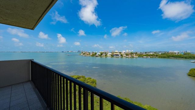 4 BELLEVIEW BOULEVARD 503, Belleair, FL 33756