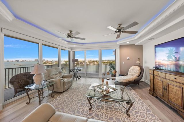 4 BELLEVIEW BOULEVARD 503, Belleair, FL 33756