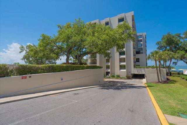 4 BELLEVIEW BOULEVARD 503, Belleair, FL 33756