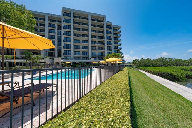 4 BELLEVIEW BOULEVARD 503, Belleair, FL 33756