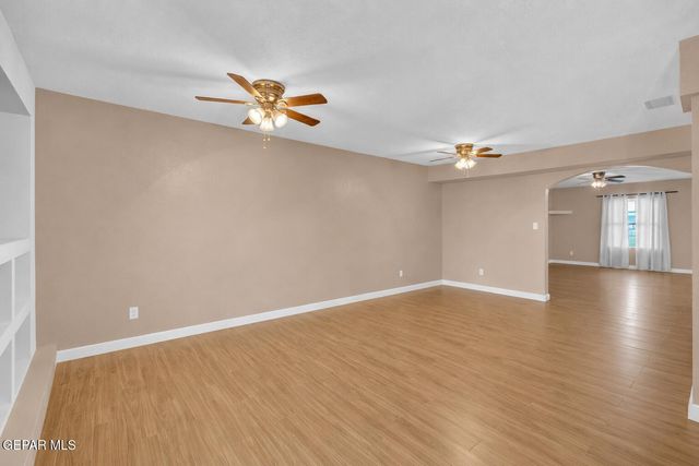 11176 SHORELINE Drive, El Paso, TX 79936