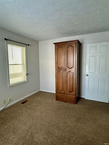 205 E Franklin Street, Delphi, IN 46923