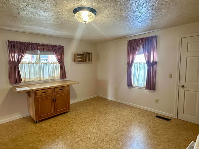 205 E Franklin Street, Delphi, IN 46923